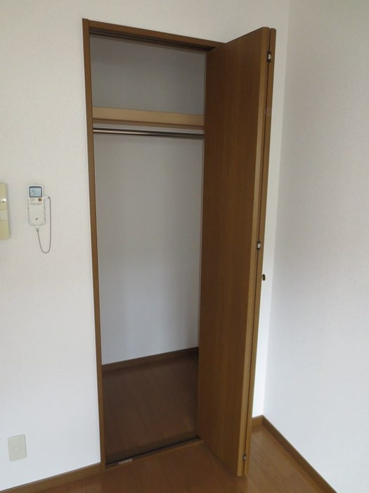 収納 アンソレイエ　シャンブル