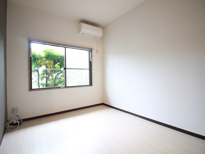 居室 ハッピ－リ－ブス