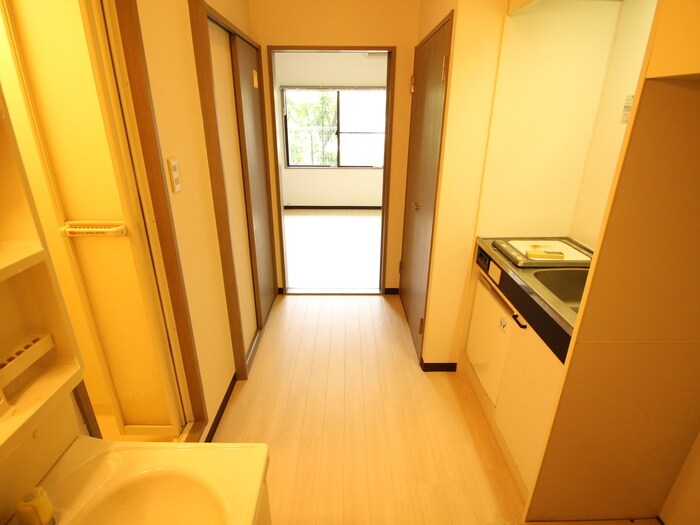 廊下 ハッピ－リ－ブス