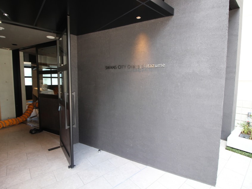 エントランス部分 ｽﾜﾝｽﾞｼﾃｨ大阪城北詰(702)