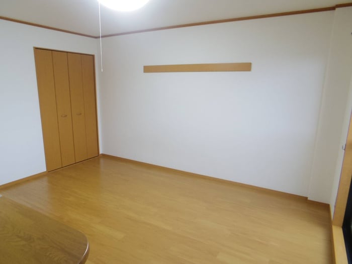 居室 マルベリ－コ－トⅡ