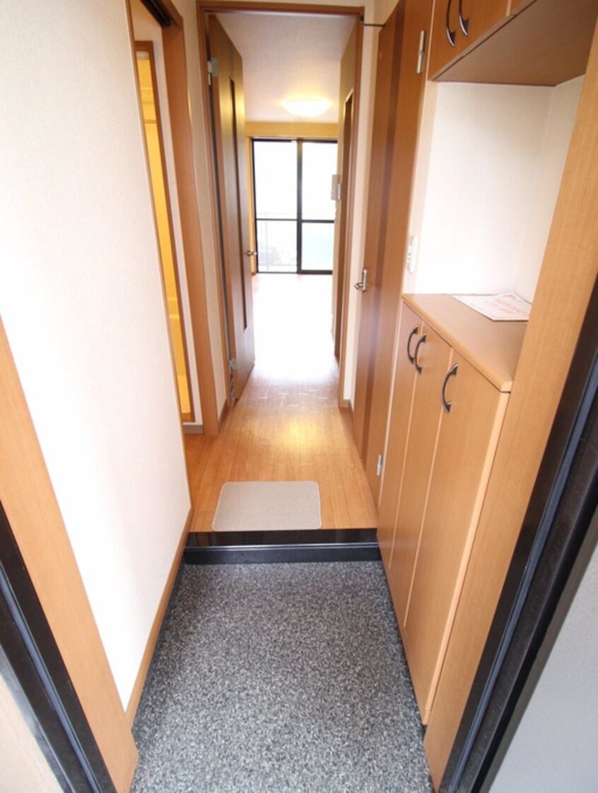 玄関 グランディ－ル