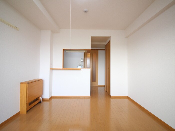 居室 ＫＩﾌ-ﾄﾞｱﾙ･ﾃｨ･ﾌｪｽ･ﾋﾞｭ-