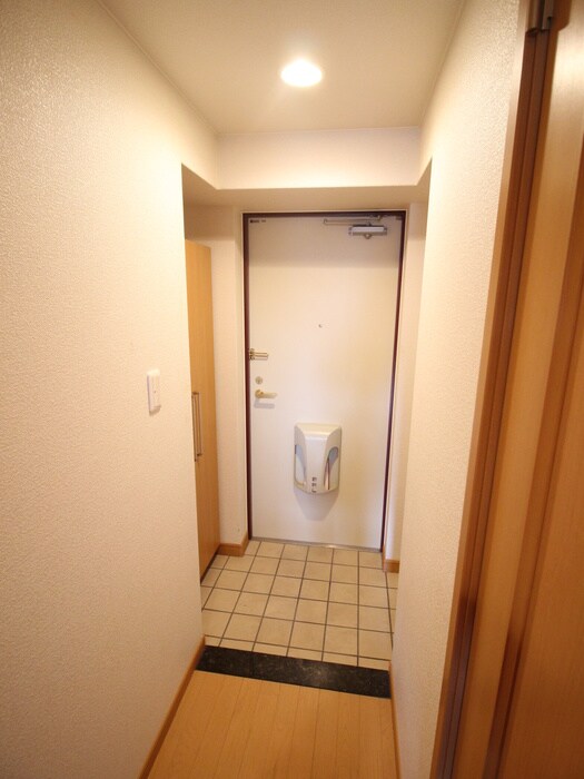 玄関 ＫＩﾌ-ﾄﾞｱﾙ･ﾃｨ･ﾌｪｽ･ﾋﾞｭ-