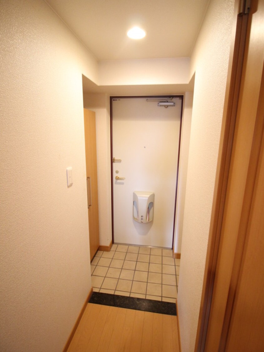 玄関 ＫＩﾌ-ﾄﾞｱﾙ･ﾃｨ･ﾌｪｽ･ﾋﾞｭ-