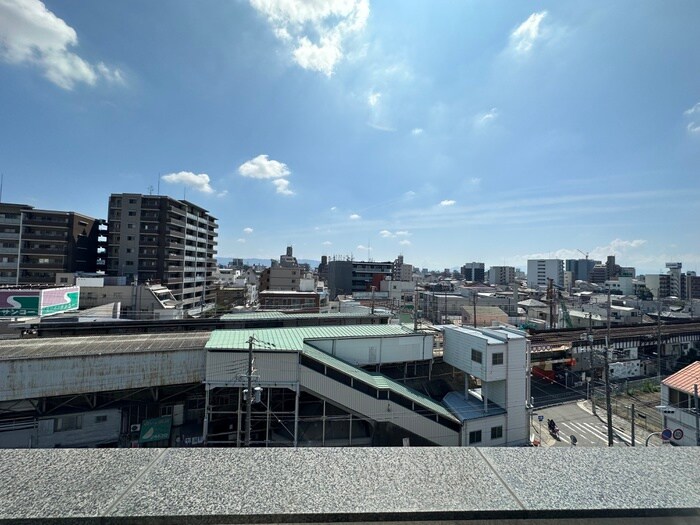 室内からの展望 ロイヤルコート華