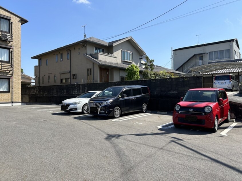 駐車場 セジュール一里塚