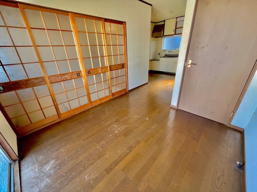 居室 泉マンション