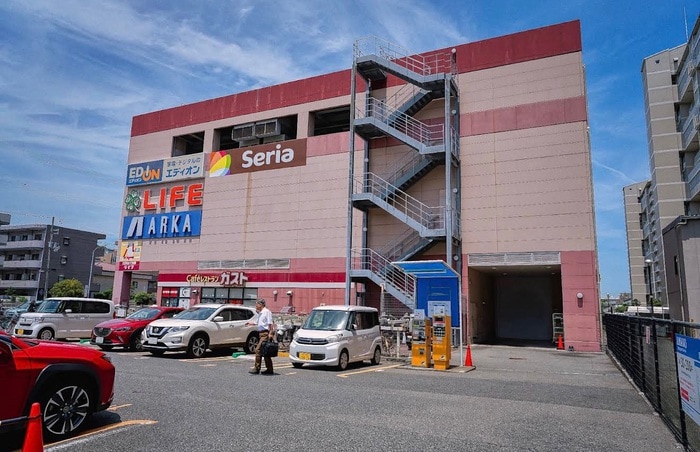 スーパー(スーパー)まで95m アーバンコモード新長田（401）