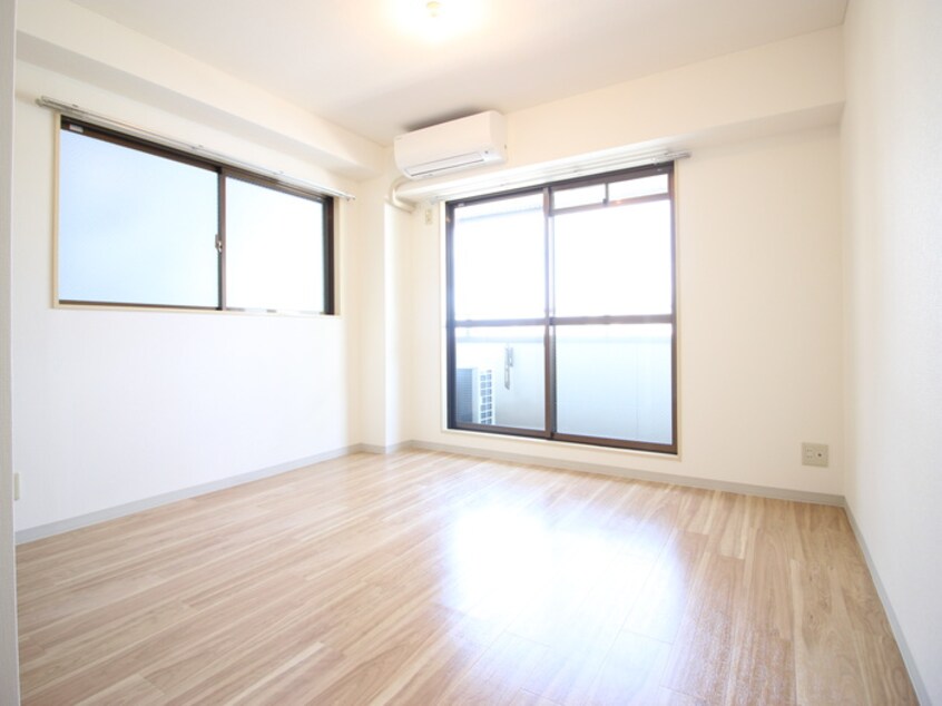 居室 弘和ハイム