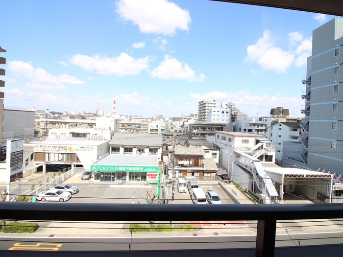 室内からの展望 弘和ハイム