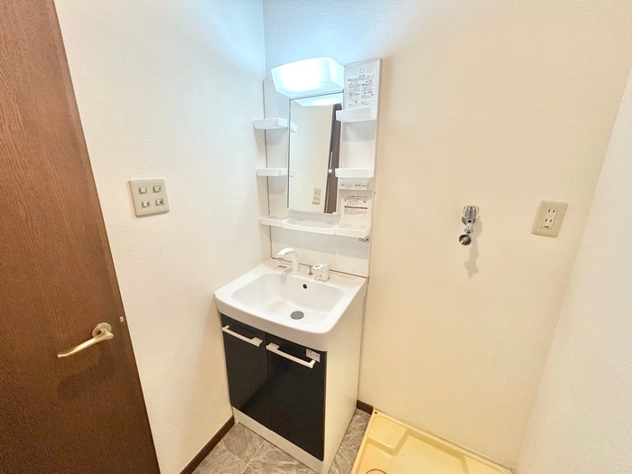 洗面 カステル・ヌオーボ