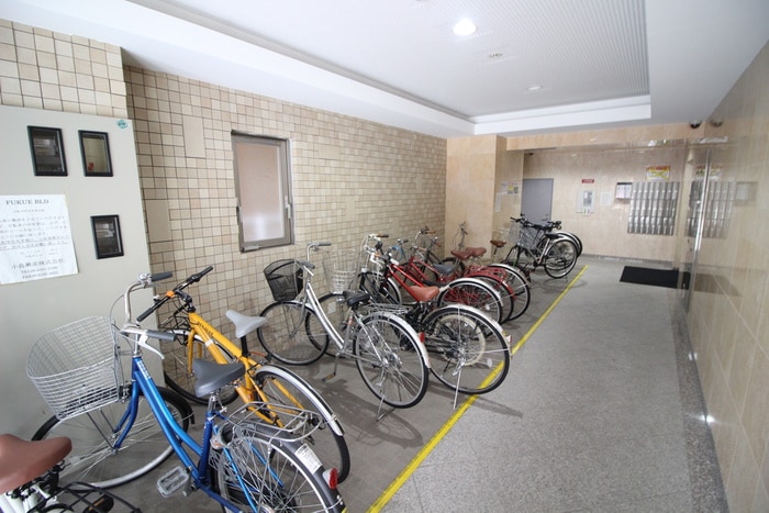 駐輪場 ＦＵＫＵＥ　ＢＬＤ
