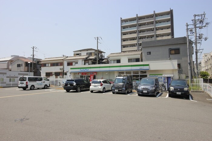 ファミリーマート西成松店(コンビニ)まで92m ｸﾞﾗﾝﾊﾟｼﾌｨｯｸPINE Luxe