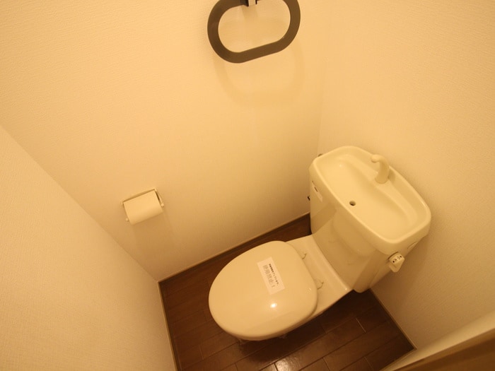 トイレ リブレメゾン甲東園エスト