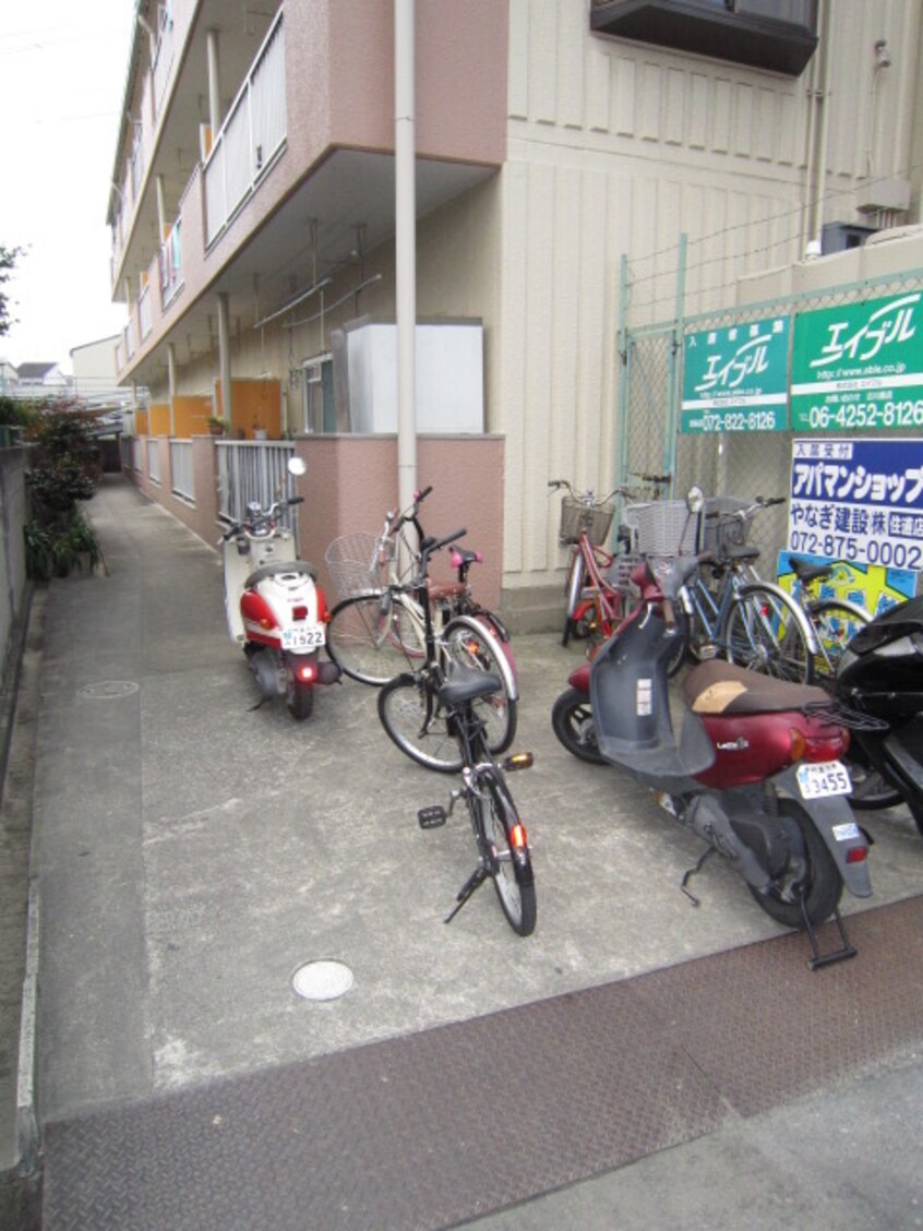駐輪場 北野ハイツ