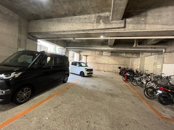 駐車場 ﾀﾞｲﾊﾞｰｼﾃｨ神戸長田B棟