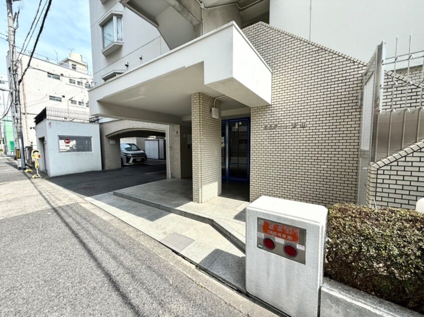 エントランス部分 エステート野田