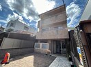 ドゥエル小川の外観