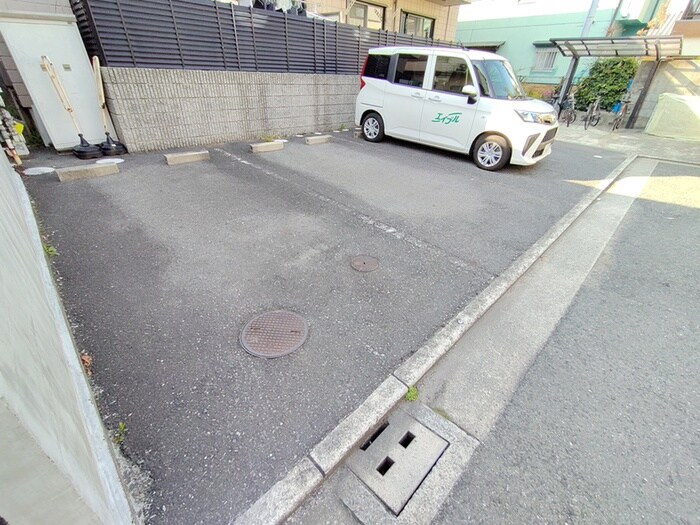 駐車場 ＨＥＢＥＬ　ＳＵＮ