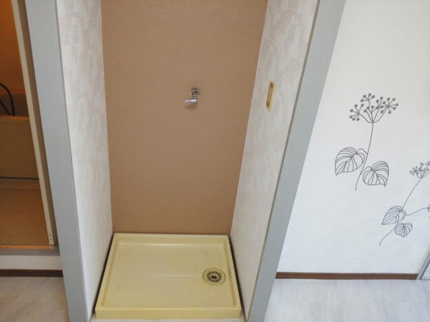 廊下 シャルマン南津の辺Ｂ