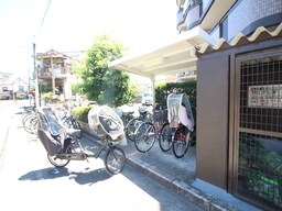 駐輪場