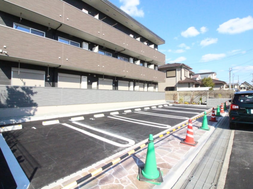 駐車場 ラフェリシテ