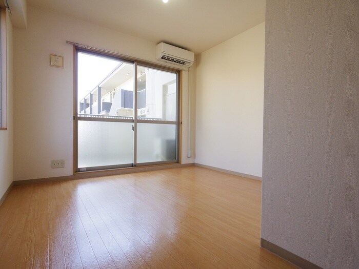 居室 サントゥ－ルくいな橋