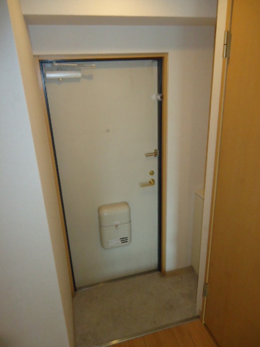 玄関 メリックビルⅡ