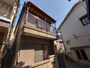 大谷町３丁目貸家