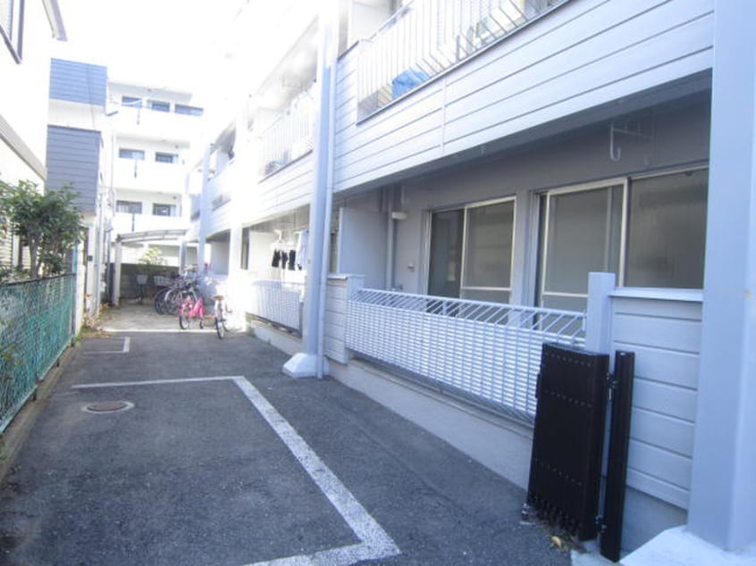 駐輪場 甲子園ファイブ