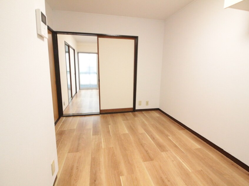 居室 甲子園ファイブ