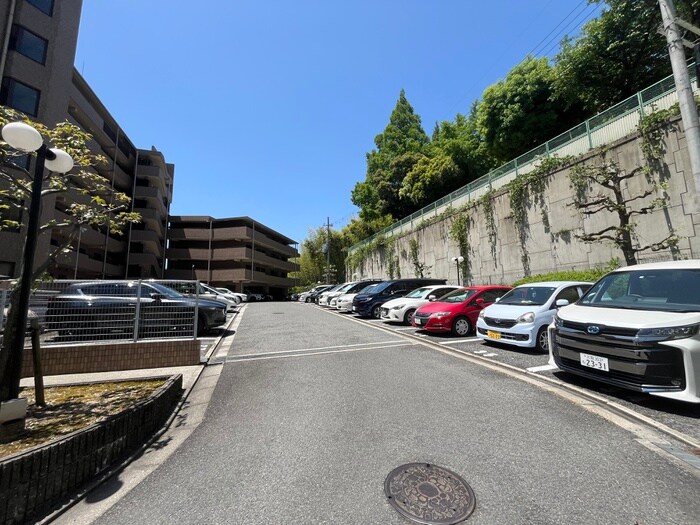 駐車場 ｸﾞﾗﾝﾍﾞｰﾙ桃山台