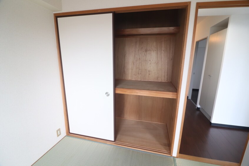 収納 グランピア　イースト