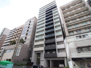ﾌｧｰｽﾄｽﾃｰｼﾞ梅田ＷＥＳＴ(1510)