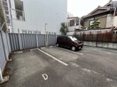 駐車場 グロ－リ－１１