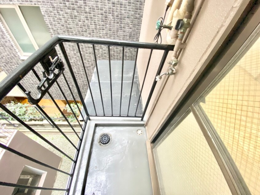 洗濯機置場 レフ灘