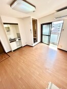 居室 新橋ハイツ