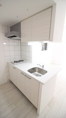 キッチン ｴｽﾘｰﾄﾞ難波THE　FIRST(1005)