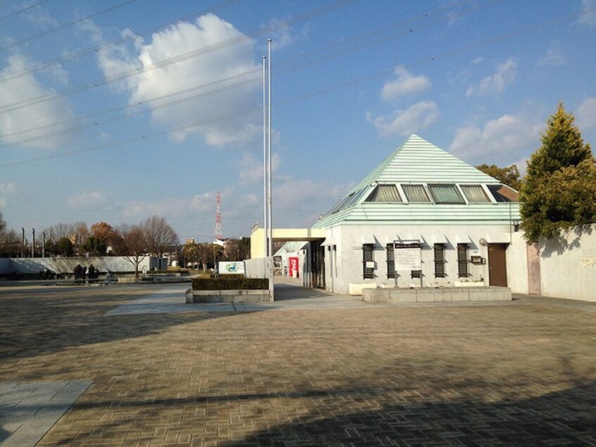 弁天池公園(公園)まで750m アビタシオン大島