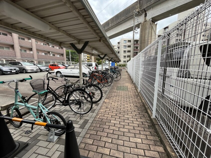 駐輪場 ｱﾋﾞﾀｼｵﾝ・F