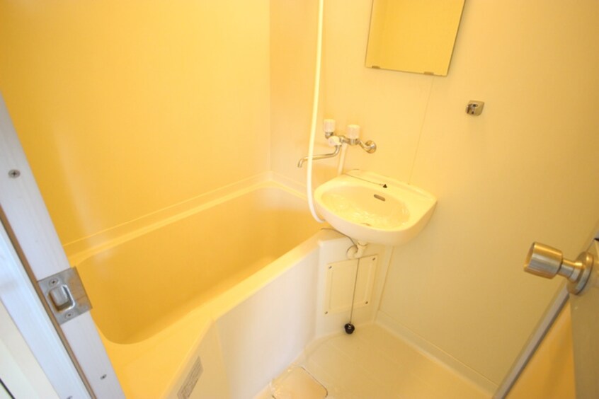 バス／シャワールーム等 ビリオン２２有瀬