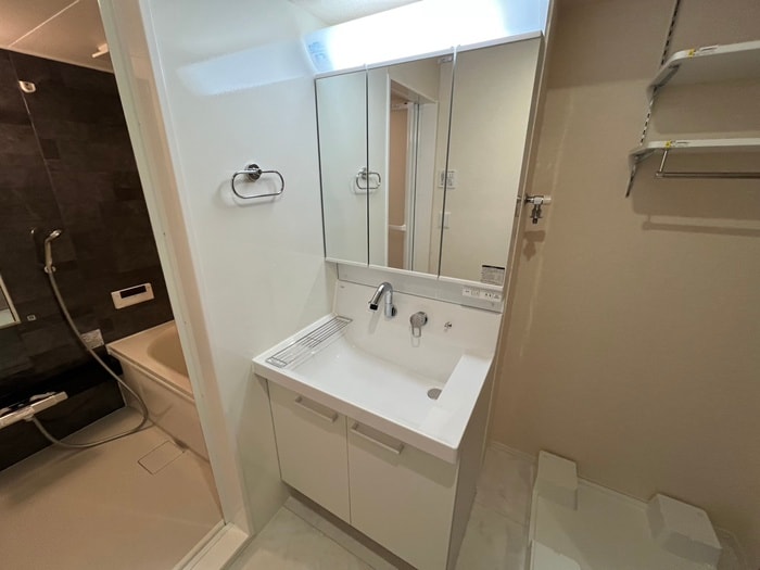 洗面 GRAMM桂北滝川B棟