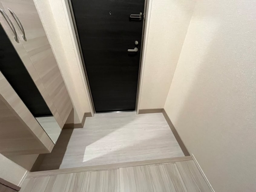 玄関 GRAMM桂北滝川B棟