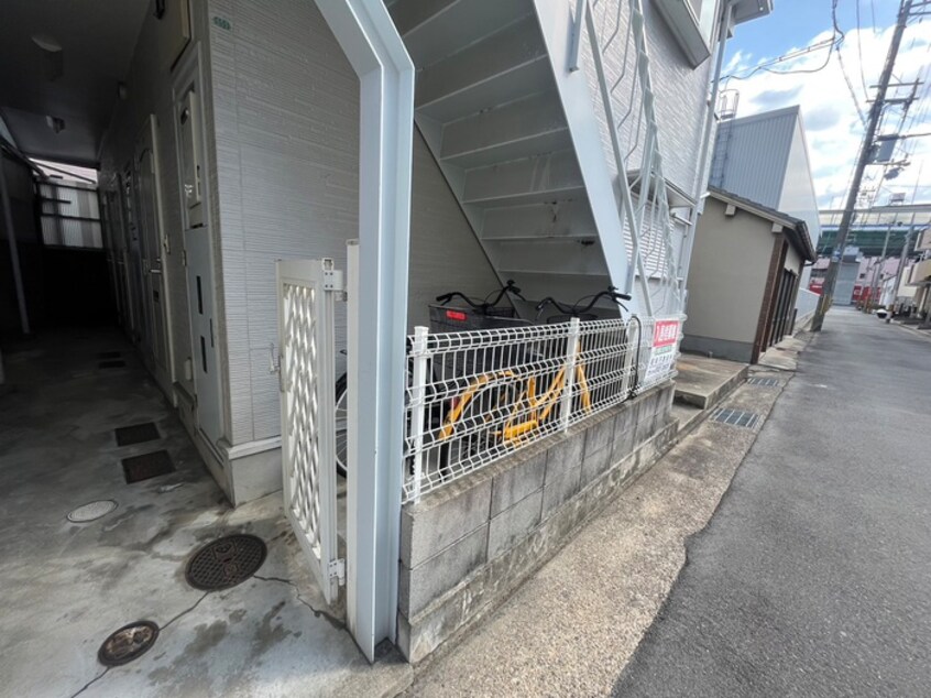 駐輪場 兵庫ハイツ