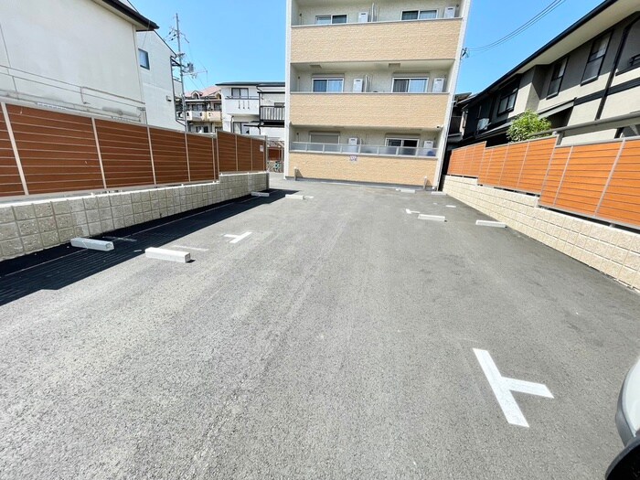 駐車場 クリエオーレ観月橋