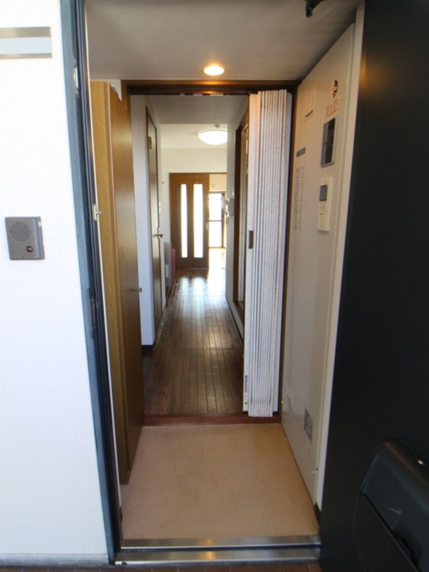 玄関 第６関根マンション