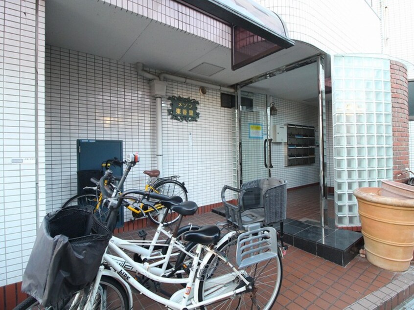 エントランス部分 メゾン東香里園