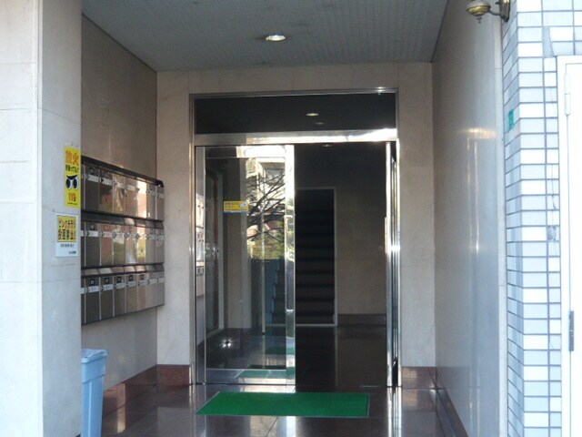 エントランス部分 エクセレント川辺