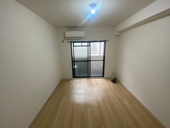 居室 エルグランデ　モンド